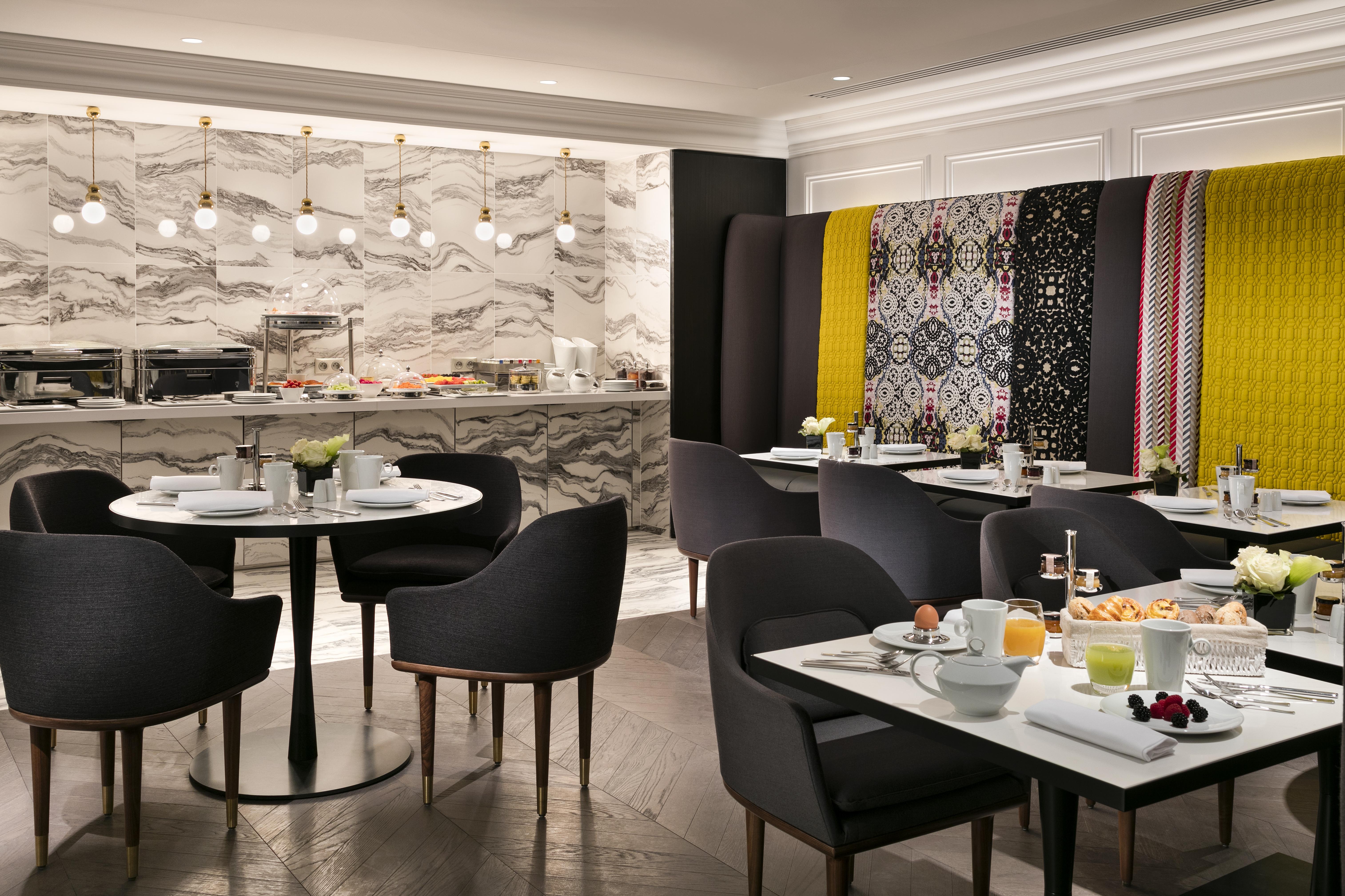 La Clef Champs-Elysees Paris By The Crest Collection Eksteriør bilde The Club at London Heathrow Airport