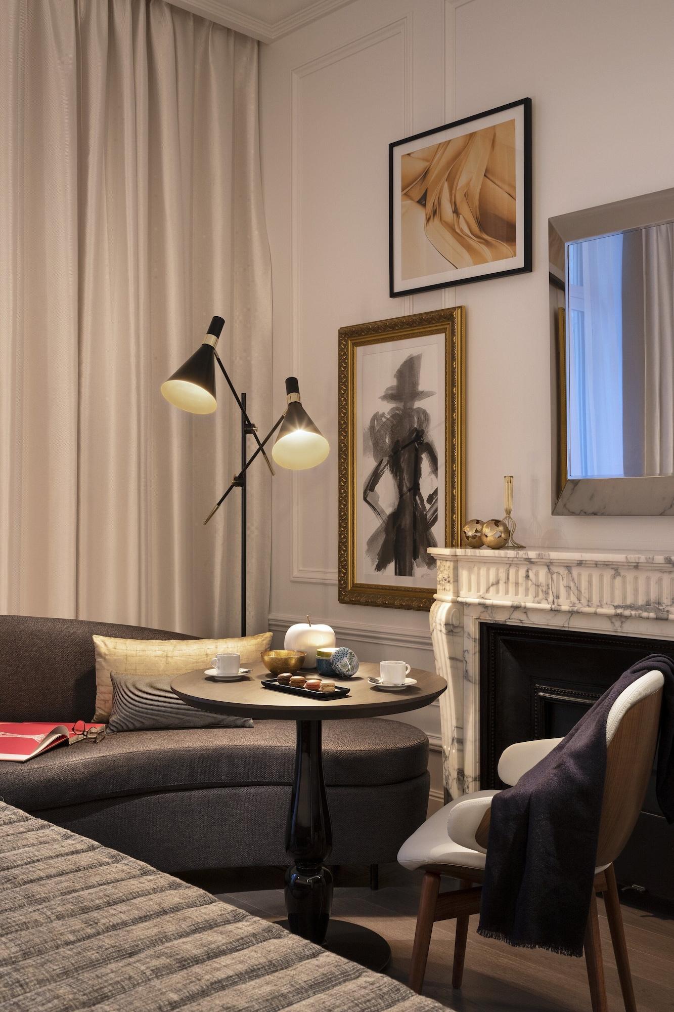La Clef Champs-Elysees Paris By The Crest Collection Eksteriør bilde Floor lamp